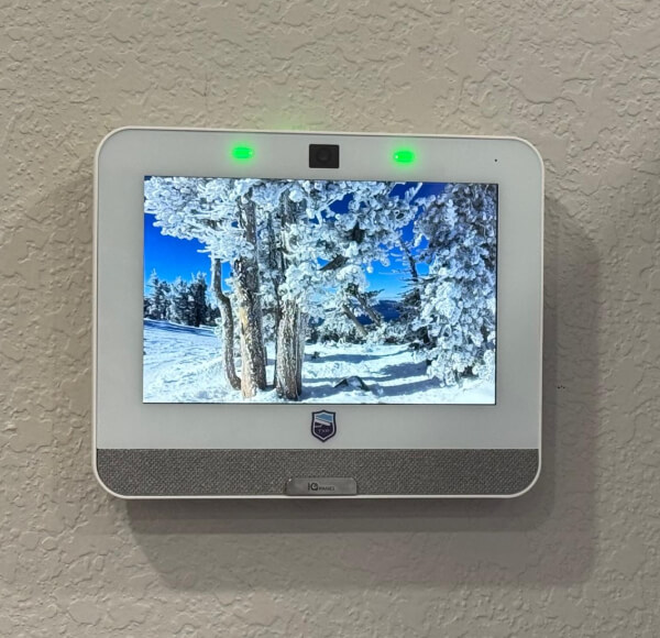 Touchscreen security panel replacement for Cox Homelife customers in Phoenix