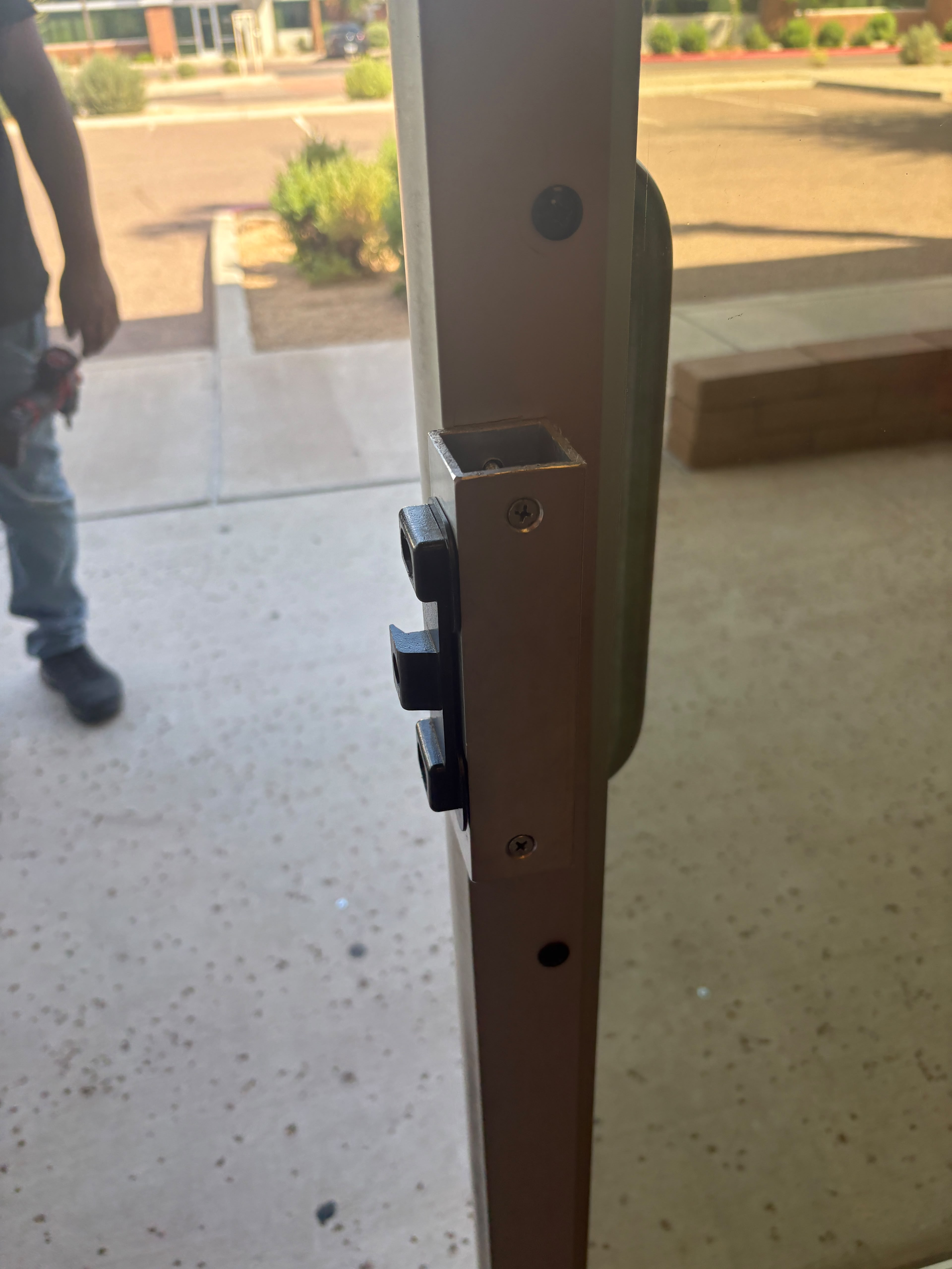 Electronic exit device latch and strike troubleshooting on a commercial door in Chandler