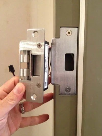 Goodyear UniFi Access Control, Gate & Electric Strike Installation project photo 4